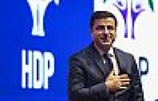 Demirtaş'tan minik sevenine: Hayallerini hiç kaybetme