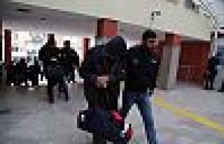 Denizli'de 21 öğretmen tutuklandı