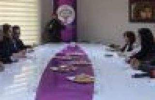 DİSK heyeti Figen Yüksekdağ ile görüştü