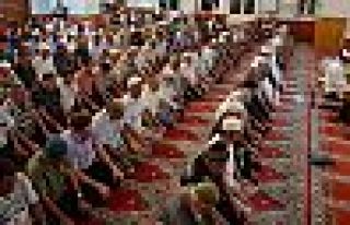 Diyanet, sabah namazının saatini değiştirdi