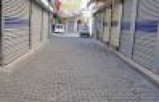 Diyarbakı'da kepenkler kapalı