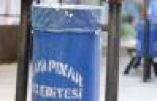 Diyarbakır'da çöp kutuları 'güvenlik' gerekçesiyle...