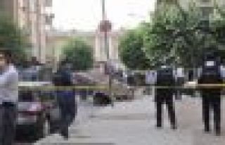 Diyarbakır'da polise saldırı