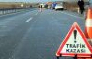 Diyarbakır'da trafik kazası, 3 kişi hayatını...