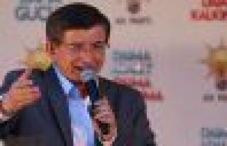 Diyarbakır'daki patlama sonrası Davutoğlu'ndan...