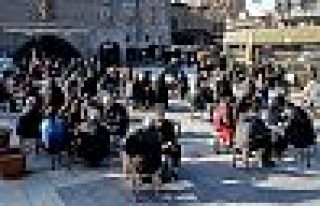 Diyarbakırlılar: Başkanlık değil barış istiyoruz