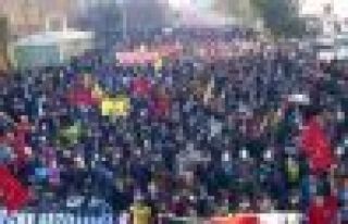 Diyarbakırlılar Cizre'de yaşananları protesto...