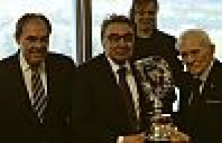 Doğan Medya'da devir teslim töreni