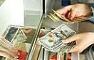 Dolar 5.85'e yükseldi