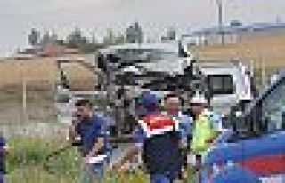 Eskişehir'de trafik kazası: 5 kişi hayatını kaybetti