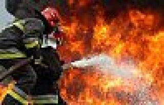 Evde çıkan yangında 3 kişi öldü