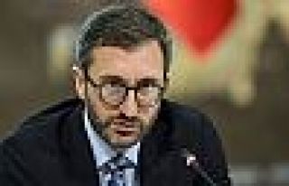 Fahrettin Altun: Basın kartları iptal edilmedi