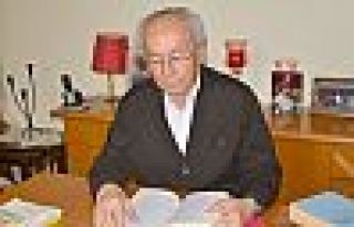 Fikret Başkaya gözaltına alındı