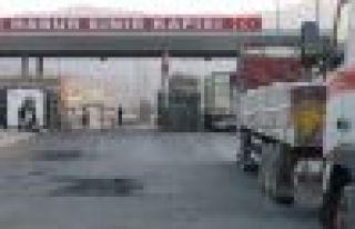 Habur sınır kapısı 24 saat kapalı