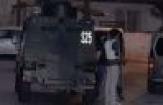 Hacı Bayram Mahallesi'nde polis baskını, 15 gözaltı