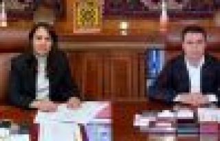 Hakkari belediye eş başkanları tutuklandı