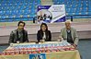 Hakkari Üniversitesi Şemdinli'de stant kurdu