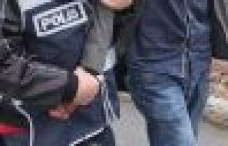 HDP binasının camlarını kıran polis 3 kişiyi...