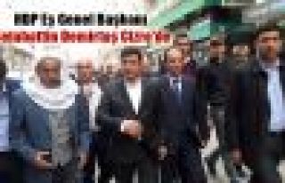 HDP Eş Genel Başkanı Selahattin Demirtaş Cizre'de