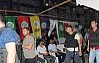 HDP ve DBP'nin darbeye karşı nöbet çadırına...