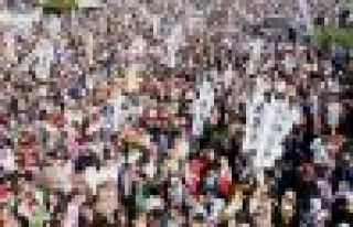 HDP'li adaylar birçok merkezde seçim çalışması...