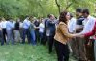 HDP'li vekiller Çukurca sınırında incelemelerde...