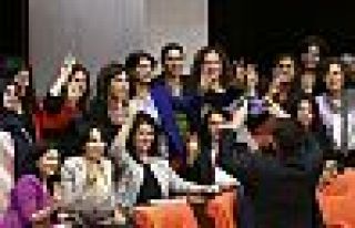 HDP'lilere ait 30 fezleke daha Diyarbakır'a gönderildi