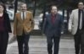 Heyeta HDP'ê bi Ocalan re hevdîtin pêk anî