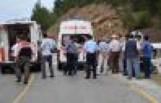 Hilvan'da kaza: 1 polis öldü, 23 yaralı