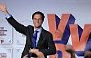 Hollanda'da Seçimleri Rutte Kazandı 