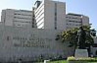 İbni Sina Hastanesi'nde bir haftada 12 sağlıkçı...