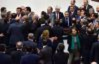 İç Güvenlik Paketi'nin 63 maddesi tasarıdan çıkarıldı