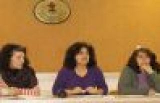 İHD: Son 2 ayda 52 kadın öldürüldü