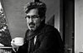 İhraç edilen akademisyeni görmezden geldiler