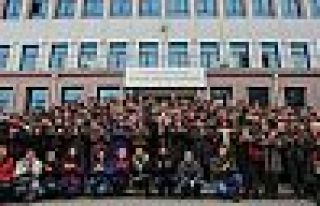 İhraç edilen akademisyenler öğrenci olarak üniversiteye...