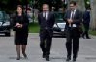 İmralı'da Öcalan'la görüşen HDP heyeti geri...