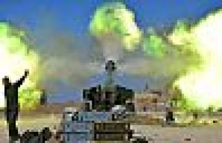 Irak ordusu, Musul Havalimanı'nı IŞİD'den geri...