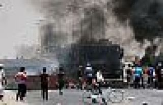 Irak'ta gösteriler büyüdü: Başkentte internet...