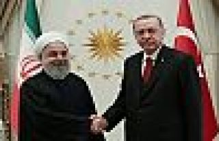 İran: Erdoğan ile Ruhani sınırları açmayı konuştu