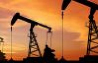 İran : Petrol üretimi hedefimiz günlük 3,9 milyon...
