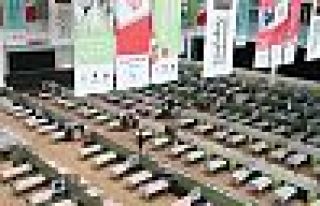 İran'da ölü sayısı 4 bin 958'e yükseldi