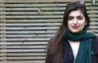 İran'da voleybol maçı izlemek isteyen kadına 1...