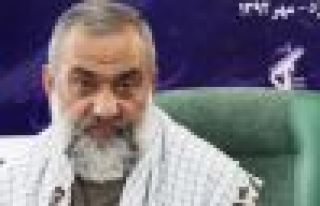 İranlı Komutan: Türkiye Kobani'de Teröristleri...