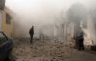 IŞİD'in Suriye'den attığı roketatar bir canı...