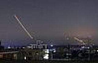 İsrail füzelerle saldırdı, Suriye Golan'ı vurdu