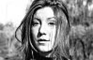 İsveçli gazetecinin başı denizde bulundu