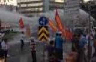 İzmir'deki Madımak anmasına polis müdahalesi