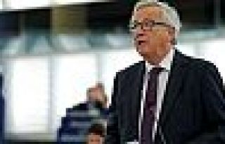 Juncker: Türkiye'ye büyük paralar vermiyoruz