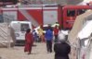 Kahramanmaraş çadır kentinde yangın!... 2 ölü!