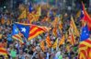 Katalanların yüzde 95'i bağımsız ya da federal...